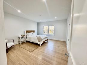 69 Jagger Lane, Westhampton NY 11977
