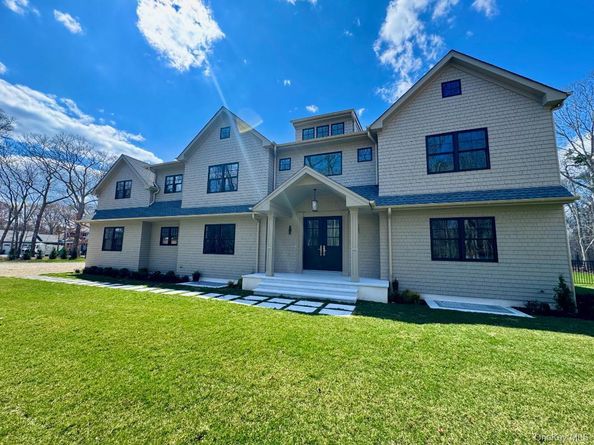 69 Jagger Lane, Westhampton NY 11977