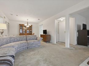115 Clubhouse Drive, Copiague NY 11726