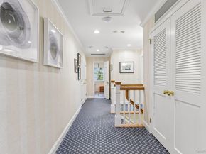 1442 Stevenson Circle, Hewlett NY 11557