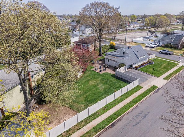 59 Orchid Road, Levittown NY 11756