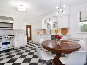 233 Kneeland Avenue, Yonkers NY 10705