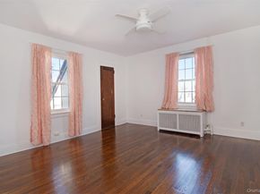 233 Kneeland Avenue, Yonkers NY 10705