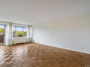 17-85 215th Street 3E, Bayside NY 11360