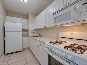 52-40 39th Drive 12N, Woodside NY 11377