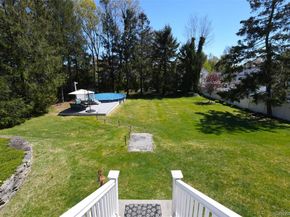 20 Conway Street, Ronkonkoma NY 11779
