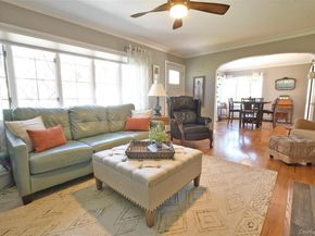 20 Conway Street, Ronkonkoma NY 11779