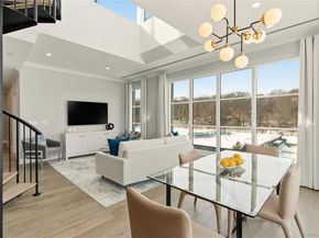 100 Garvies Point Road 1348, Glen Cove NY 11542