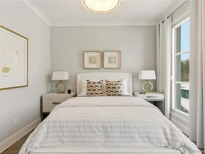 100 Garvies Point Road 1348, Glen Cove NY 11542