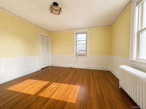 20 Locust Street, Manhasset NY 11030