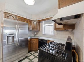 3181 Waterbury Avenue, Bronx NY 10465