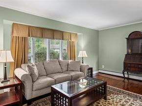 22 W Maple Road, Greenlawn NY 11740