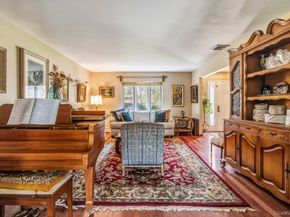 18 Lincoln Avenue, Dix Hills NY 11746