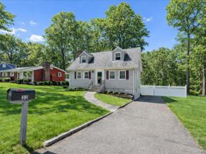 33 Greenwood Lane, White Plains NY 10607