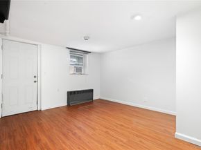 25-31 Bayside Lane, Flushing NY 11358