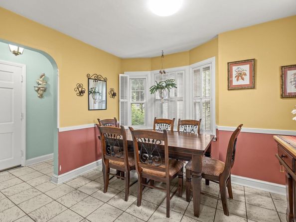 89 S Kensington Avenue, Rockville Centre NY 11570