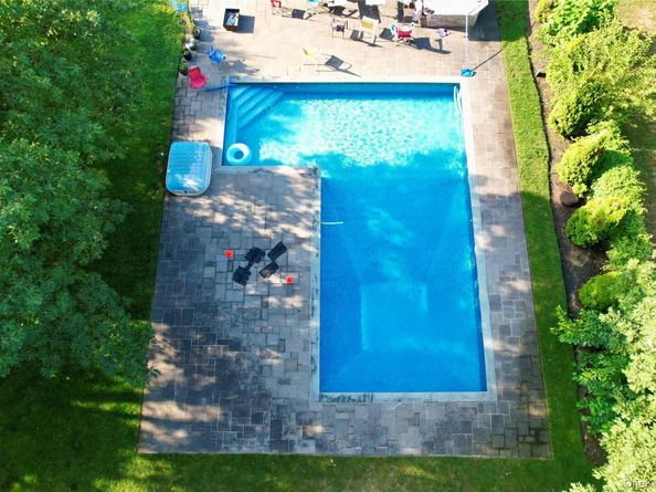 243 Sea Cliff Street, Islip Terrace NY 11752