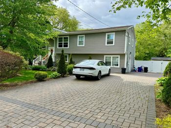 243 Sea Cliff Street