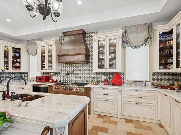 1190 Harbor Road, Hewlett Harbor NY 11557