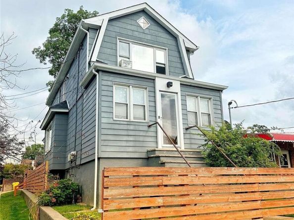 9-01 127 Street, College Point NY 11356