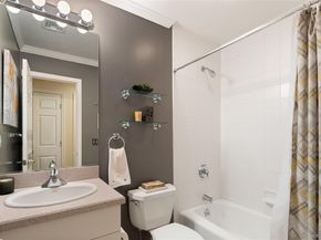 401 Glenwood Drive 401, Briarcliff Manor NY 10510