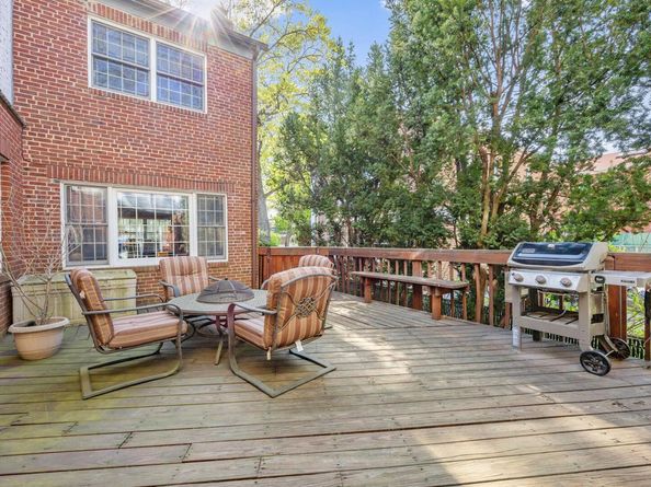 8649 Dunton Street, Holliswood NY 11423