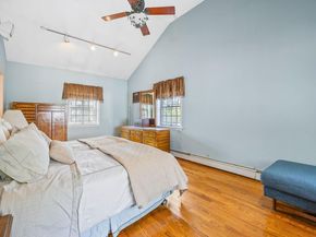 8649 Dunton Street, Holliswood NY 11423