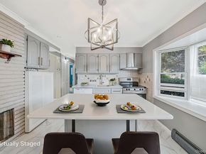 95 Lantern Road, Hicksville NY 11801