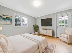 95 Lantern Road, Hicksville NY 11801