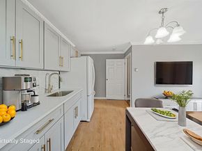 95 Lantern Road, Hicksville NY 11801
