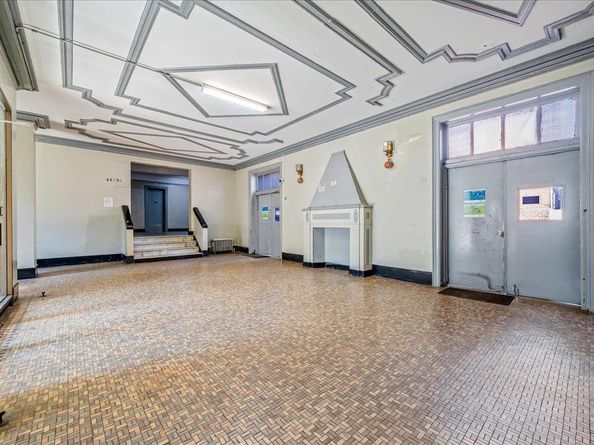 39-82 65th Place 4F, Woodside NY 11377