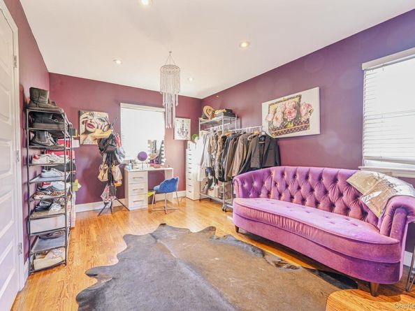 972 S End, Woodmere NY 11598