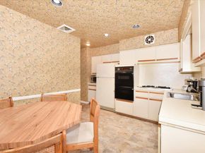 8519 212th Street, Hollis Hills NY 11427