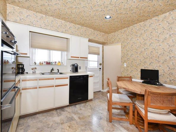 8519 212th Street, Hollis Hills NY 11427