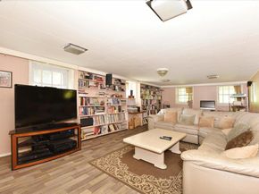 8519 212th Street, Hollis Hills NY 11427