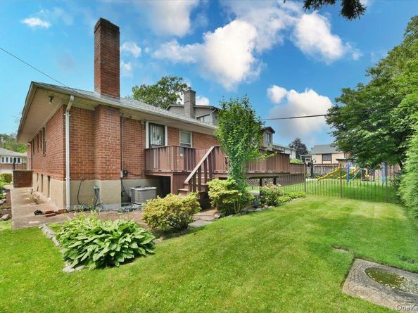 8519 212th Street, Hollis Hills NY 11427