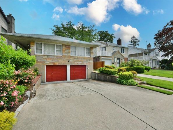 8519 212th Street, Hollis Hills NY 11427