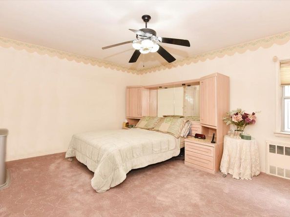 8519 212th Street, Hollis Hills NY 11427