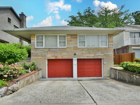 8519 212th Street, Hollis Hills NY 11427