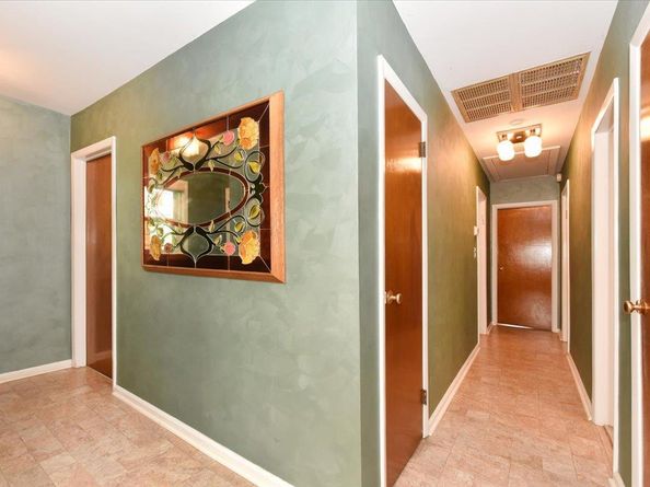 8519 212th Street, Hollis Hills NY 11427