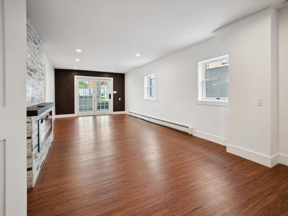 86-18 Sutro Street, Holliswood NY 11423