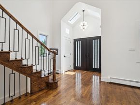 86-18 Sutro Street, Holliswood NY 11423