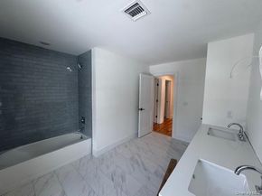 11 Colonels Path, Manorville NY 11949