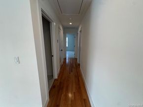 11 Colonels Path, Manorville NY 11949