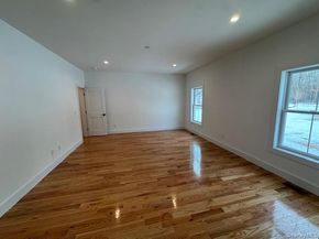 11 Colonels Path, Manorville NY 11949