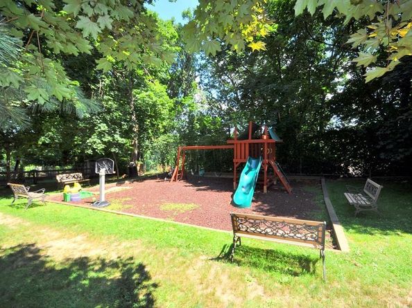 66 Rockledge Road 1B, Hartsdale NY 10530