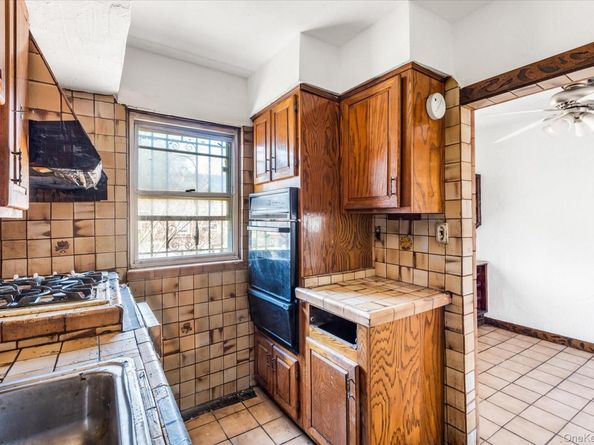 21610 115th Court, Cambria Heights NY 11411