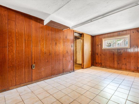 21610 115th Court, Cambria Heights NY 11411