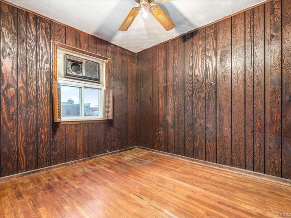 21610 115th Court, Cambria Heights NY 11411