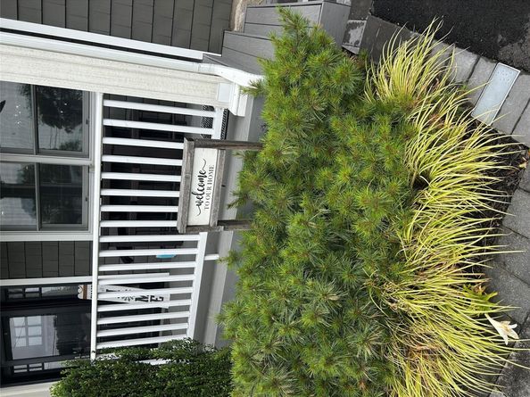 52 S Windhorst Avenue, Bethpage NY 11714